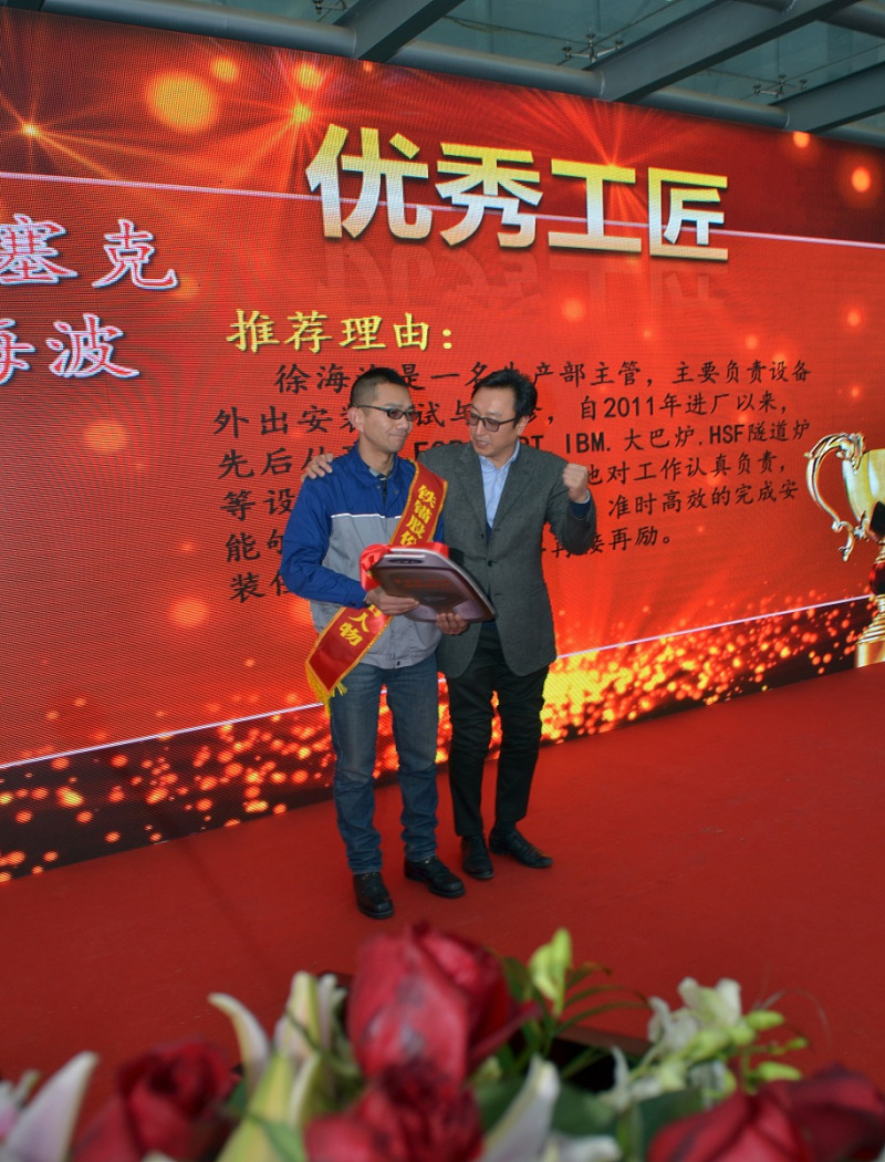 编辑是写文章的人吗- 揭秘编辑真正的身份
