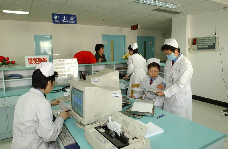 以护士的角度写文章:现代社会中的护士生存状态 以护士的角度写文章:现代社会中的护士生存状态