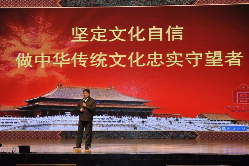 如何正确地写文章落款姓名？