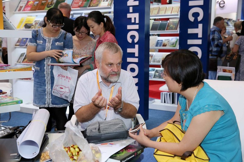 引用诗句写文章有什么好处:提升文章的文学价值与观赏性 引用诗句写文章有什么好处:提升文章的文学价值与观赏性